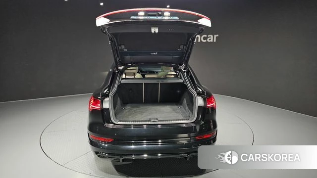 Audi e-Tron id 4361764 из Кореи 11