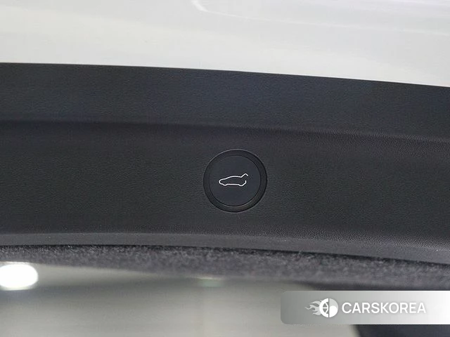 Tesla Model Y id 3864602 из Кореи 11