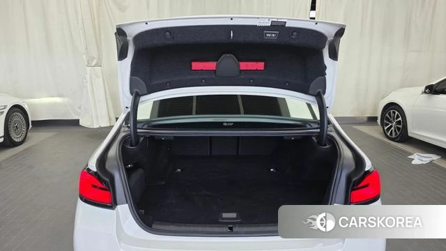 BMW 5 Series (G30) id 4676766 из Кореи 11