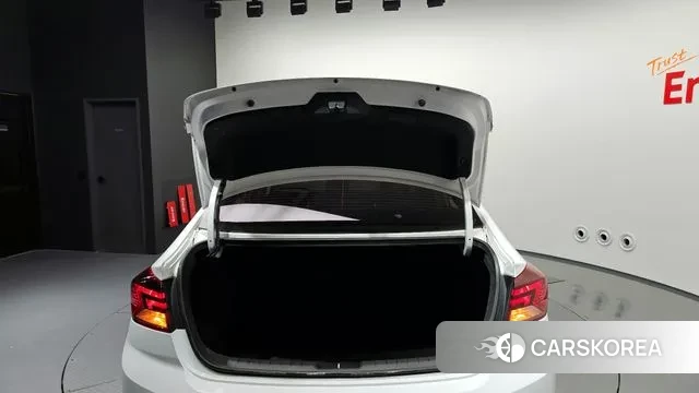 Hyundai The New Avante AD id 3417697 из Кореи 11