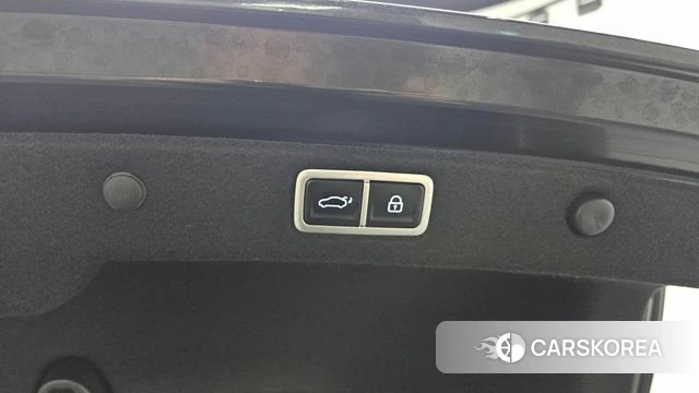 Hyundai Grandeur (GN7) id 3798916 из Кореи 11