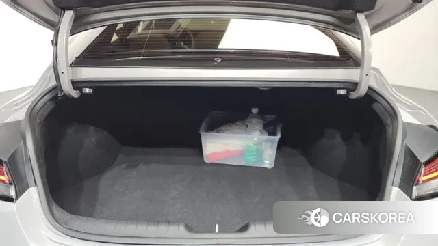 Hyundai Avante (CN7) id 3788543 из Кореи 11