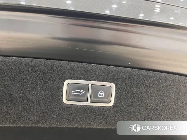 Genesis G90 (RS4) id 3701984 из Кореи 11