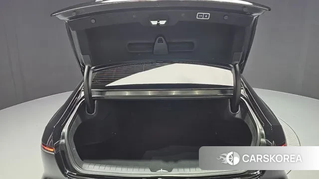 Hyundai Grandeur (GN7) id 3333634 из Кореи 11