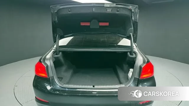 BMW 5 Series (G30) id 3728286 из Кореи 11