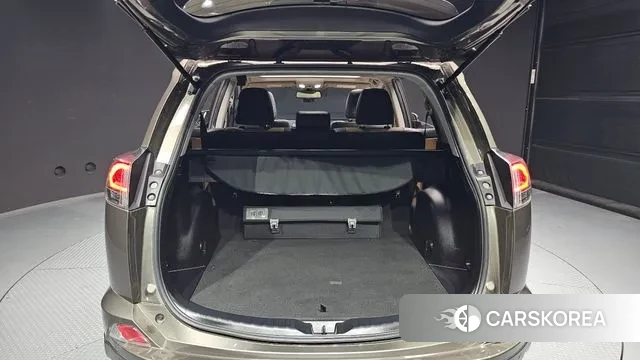 Toyota RAV4 id 3055689 из Кореи 11