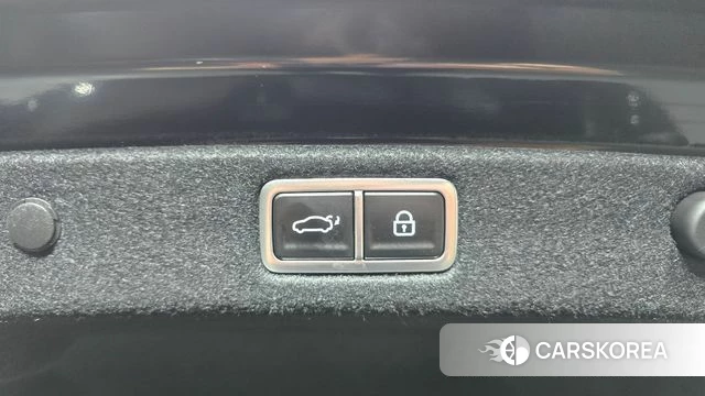 Hyundai Grandeur Hybrid (GN7) id 4571454 из Кореи 11