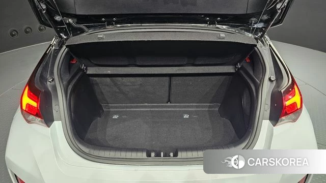 Hyundai Veloster (JS) id 3829041 из Кореи 11