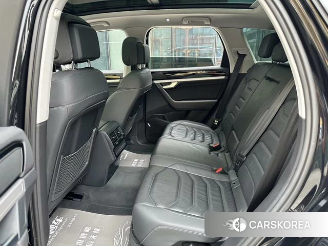 Volkswagen Touareg id 4262117 из Китая 11