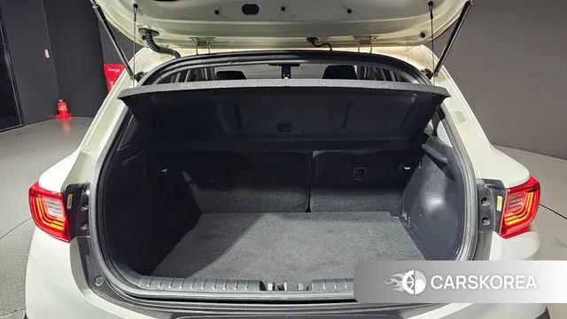 Kia Stonic id 2995702 из Кореи 11