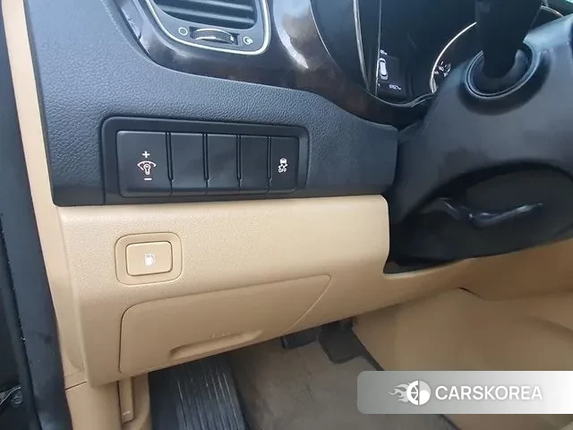 Kia The New Carnival id 3526314 из Кореи 11