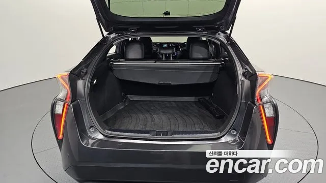 Toyota Prius 4th Generation id 2933028 из Кореи 11