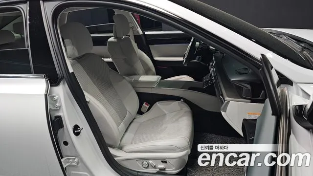 Hyundai Grandeur Hybrid (GN7) id 2706139 из Кореи 11