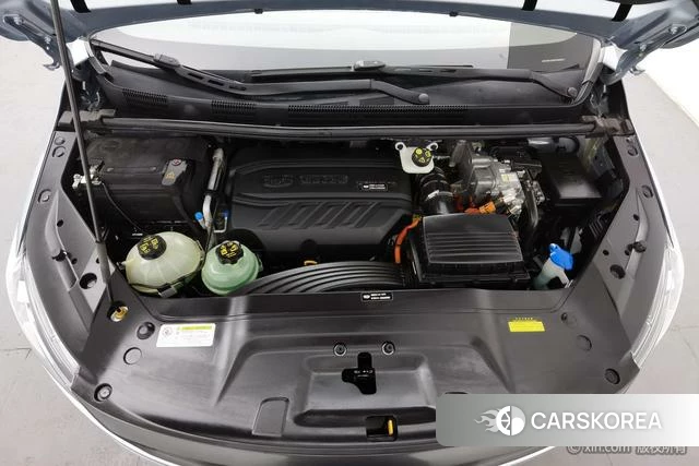 Geely Automobile Jiayi PHEV id 4210054 из Китая 11
