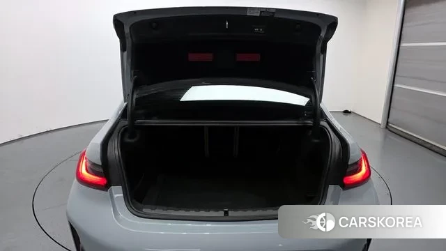 BMW 3 Series (G20) id 3431912 из Кореи 11