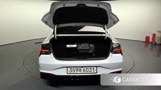 Hyundai Avante (CN7) id 3023841 из Кореи 11