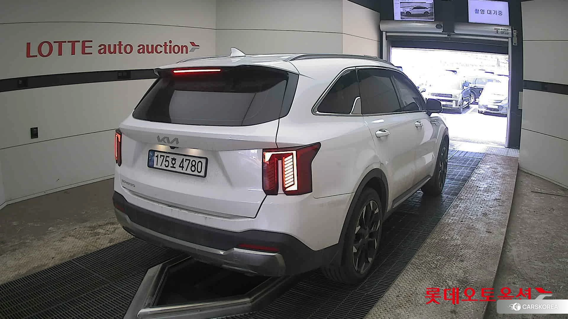 Kia Sorento id 3882090 из Кореи 11