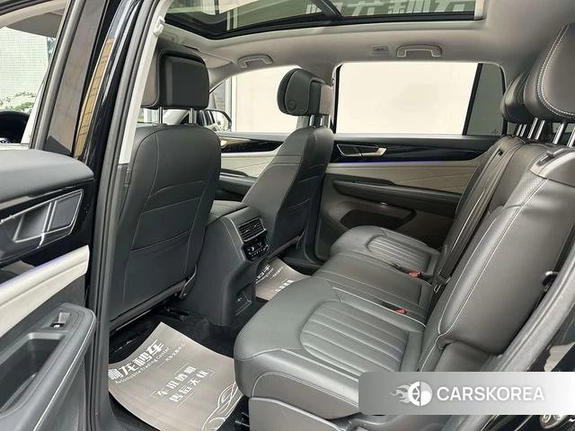 Volkswagen Tourang id 4262119 из Китая 11