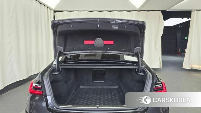 BMW 7 Series (G11) id 3852975 из Кореи 11