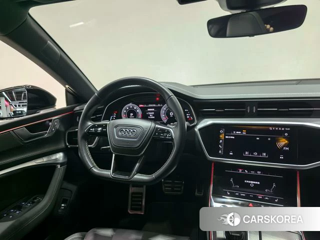 Audi A7L id 3920588 из Китая 11