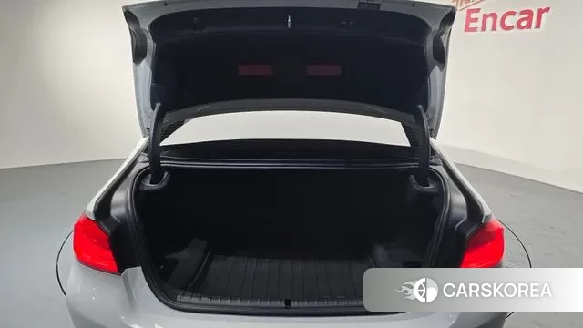 BMW 5 Series (G30) id 3728635 из Кореи 11