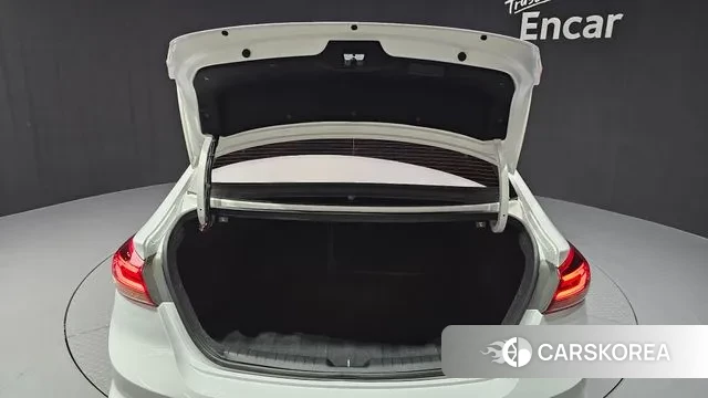 Hyundai Avante AD id 2966793 из Кореи 11