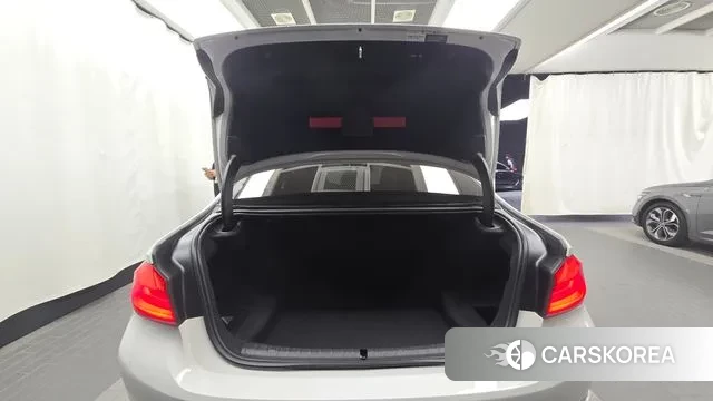 BMW 5 Series (G30) id 2971485 из Кореи 11