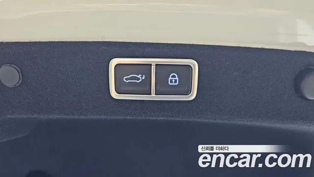 Hyundai Grandeur (GN7) id 2739107 из Кореи 11