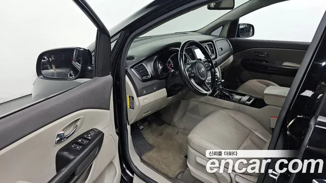 Kia All New Carnival id 2580958 из Кореи 11