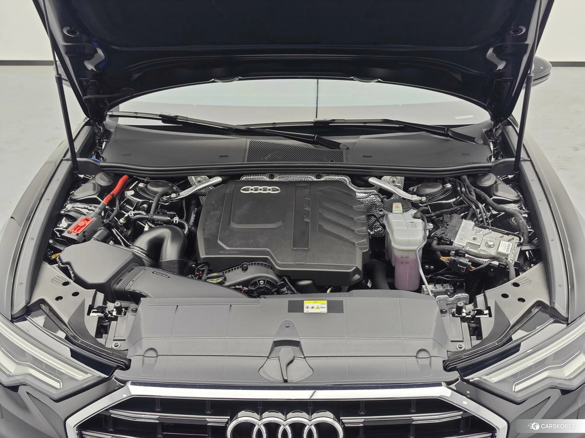 Audi A6L id 4453813 из Китая 11