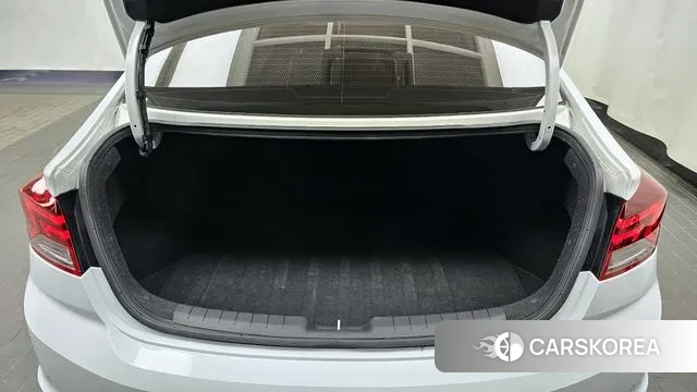 Hyundai The New Avante AD id 3552620 из Кореи 11