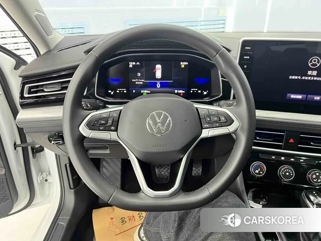 Volkswagen Sagitar id 4313409 из Китая 11