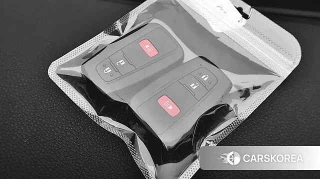 Toyota Prius 4th Generation id 3602430 из Кореи 11