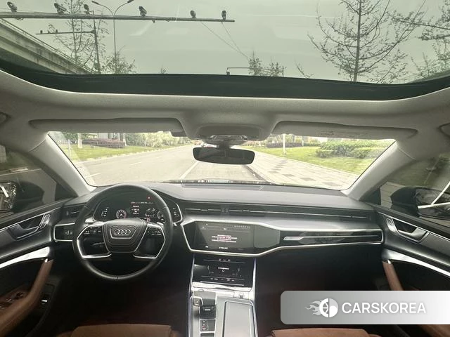 Audi A7L id 4276802 из Китая 11
