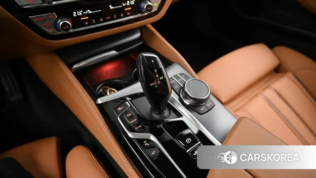 BMW 5 Series (G30) id 4408636 из Кореи 11