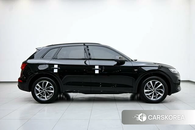 Audi Q5L id 4301000 из Китая 11