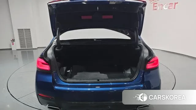 BMW 5 Series (G30) id 3422007 из Кореи 11