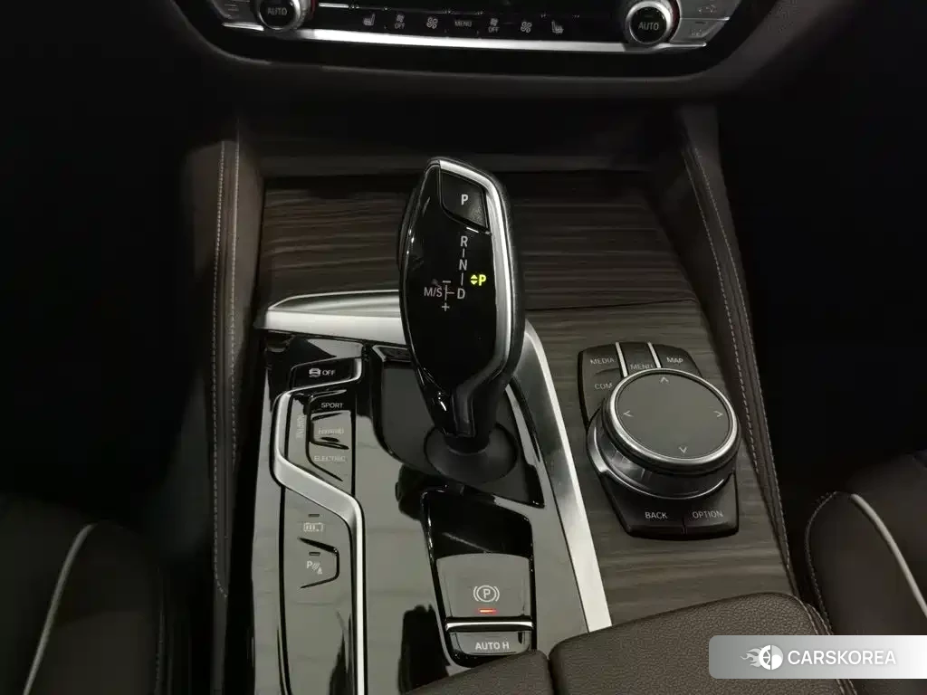 BMW 5 series id 4685936 из Китая 11