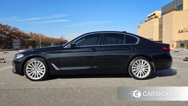 BMW 5 Series (G30) id 3550240 из Кореи 11