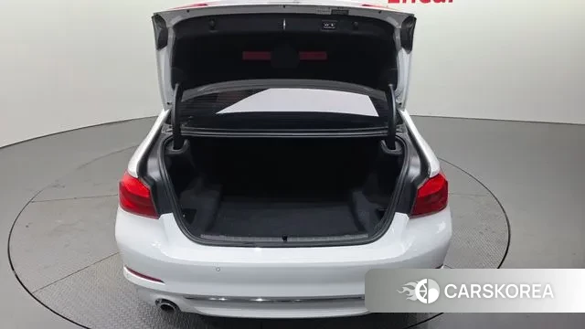 BMW 5 Series (G30) id 3602264 из Кореи 11