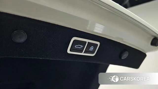 Hyundai Grandeur (GN7) id 3838853 из Кореи 11