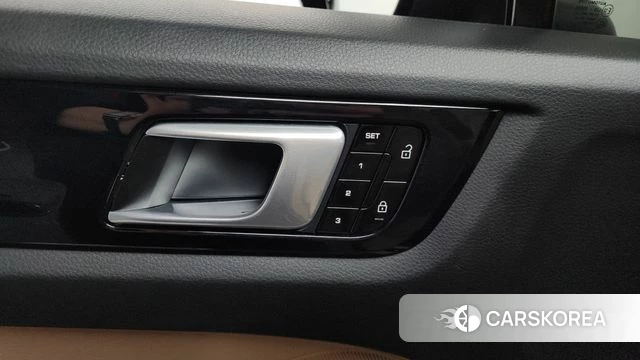 Porsche Cayenne (PO536) id 4356359 из Кореи 11