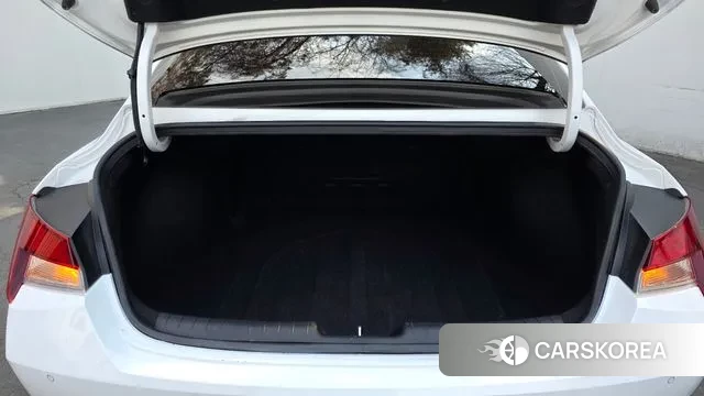 Hyundai Avante Hybrid (CN7) id 3776966 из Кореи 11