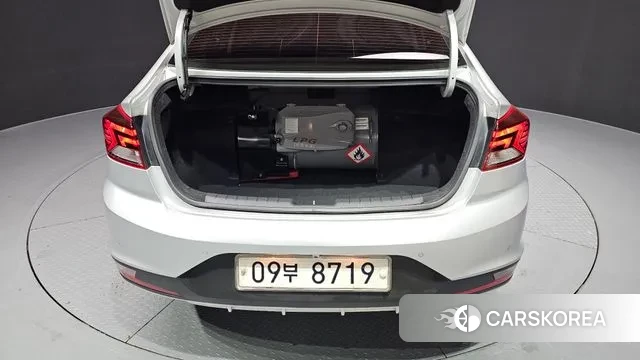 Hyundai The New Avante AD id 3531067 из Кореи 11