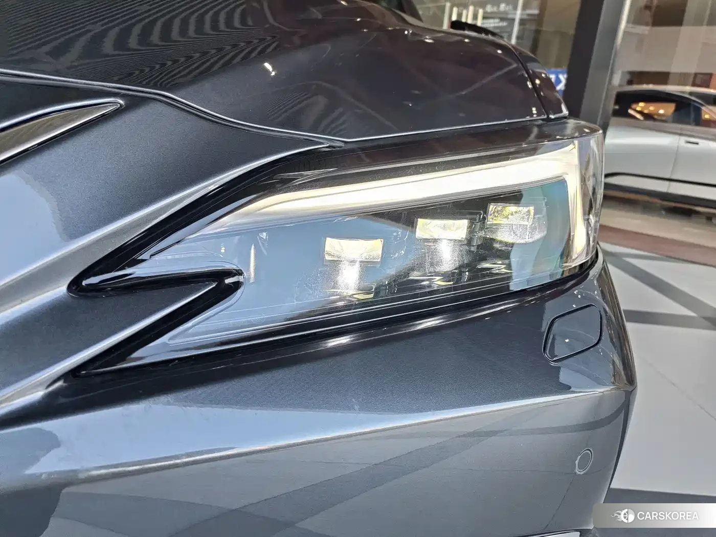 Lexus ES id 4634836 из Китая 11
