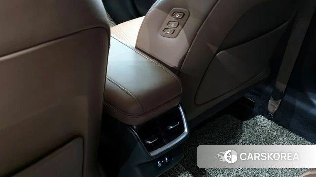 Hyundai Grandeur (GN7) id 4302812 из Кореи 11