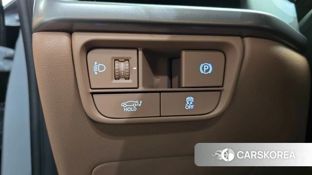 Hyundai Grandeur (GN7) id 4590632 из Кореи 11