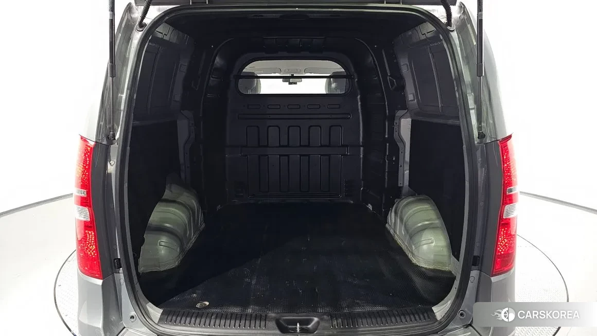 Hyundai The New Grand Starex id 2124715 из Кореи 11