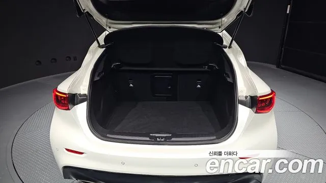 Infiniti Q30 id 2634113 из Кореи 11