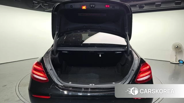 Mercedes-Benz E-Class W213 id 4625994 из Кореи 11